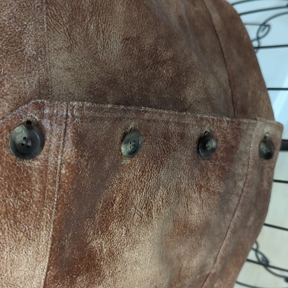 Designer faux vest - Picture 2 of 8